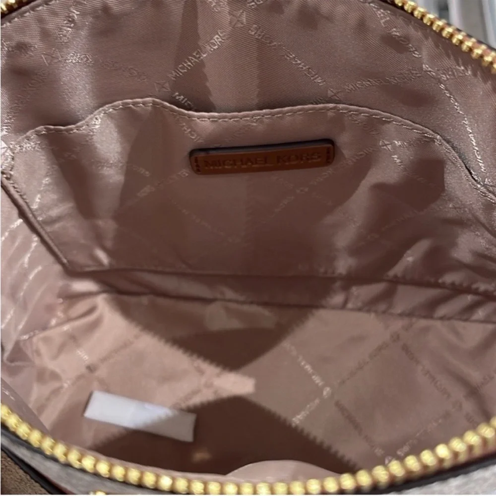 Michael Kors  $398 Tan and White Crossbody Bag - Picture 7 of 12